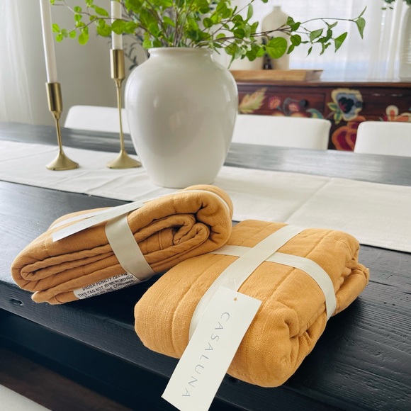 Caslauna heavyweight quilted warm honey shams-EURO - Picture 1 of 2